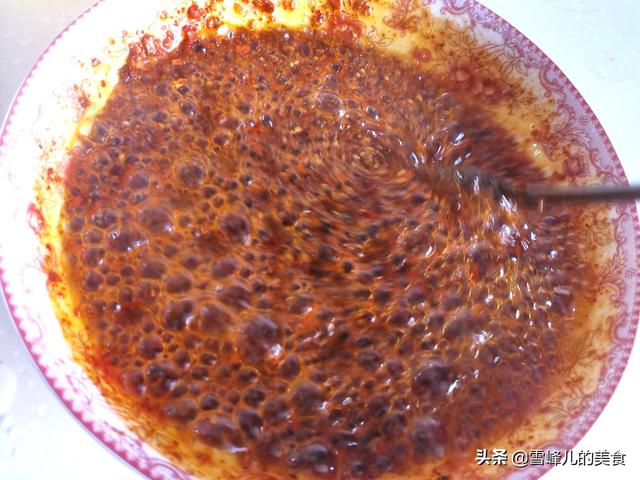 辣椒面怎么做辣椒油（过年 学会这辣椒油做法）(8)