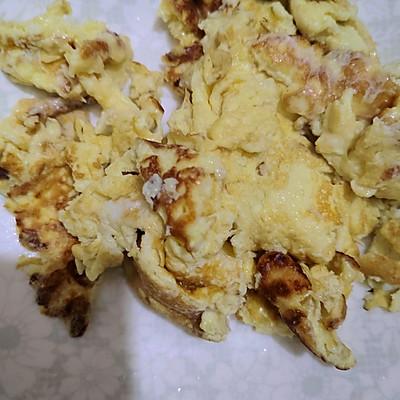 鹅蛋的做法大全（好吃不贵的虾仁炒鹅蛋做法）(4)