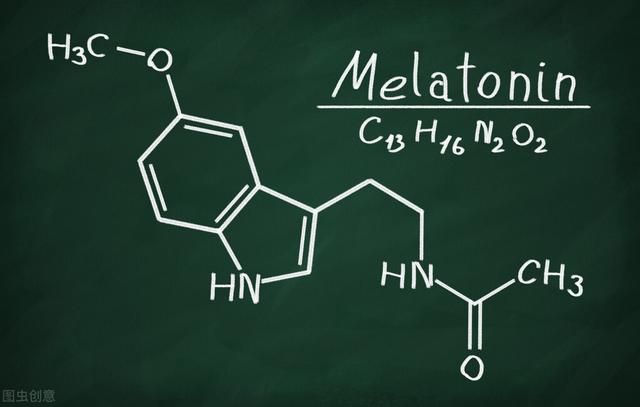 褪黑素睡前多久吃（睡不着就吃褪黑素）(2)