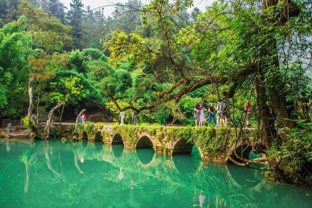 贵州旅游景点大全（贵州省最受欢迎的十大旅游景点）(4)