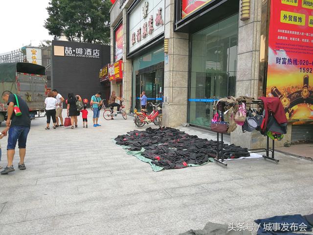 广州牛仔裤批发市场（探访广州三元里服装批发市场）(4)