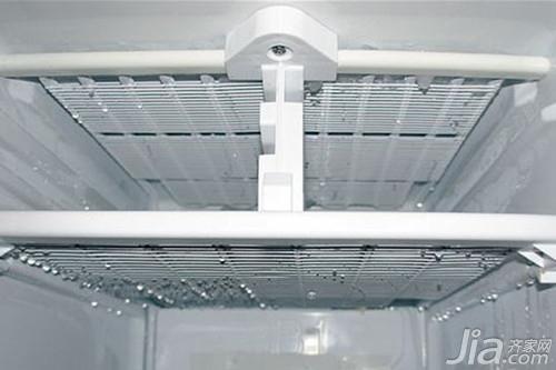 冰箱冷藏室结霜（冰箱冷藏室结冰原因及解决方法）(2)