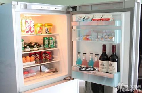 冰箱冷藏室结霜（冰箱冷藏室结冰原因及解决方法）(3)