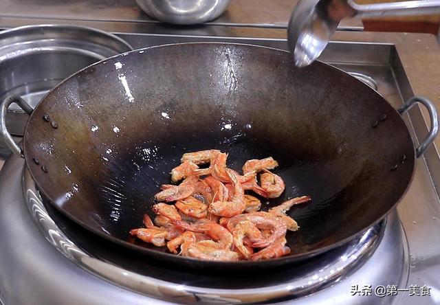 油炸大虾的做法（油焖大虾最简单的做法）(7)