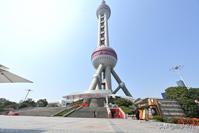 上海标志性建筑（上海东方明珠广播电视塔）