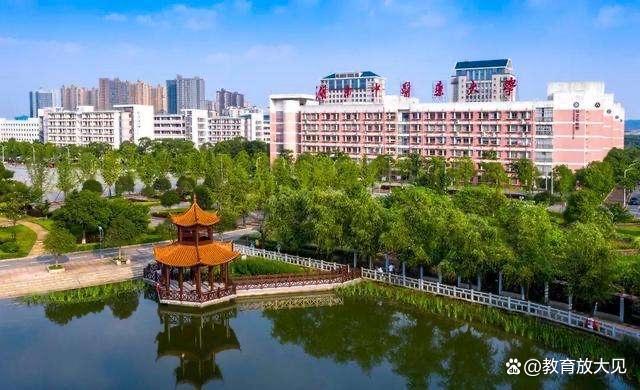 湖南中医药大学（2022中医药大学排行榜出炉）(6)