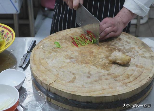 白灼菜心的做法（饭店白灼菜心清脆碧绿入味）(4)