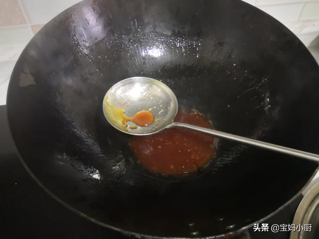 蹄膀怎么做好吃（年夜饭硬菜来了猪肘子用这方法做）(6)