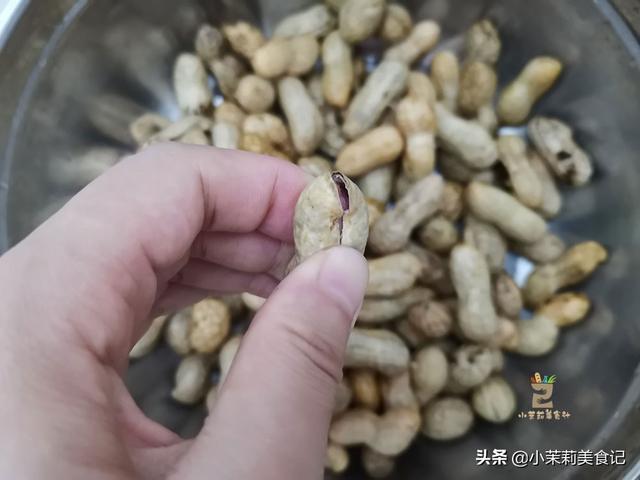 煮花生需要多长时间（水煮花生牢记别直接下锅）(4)