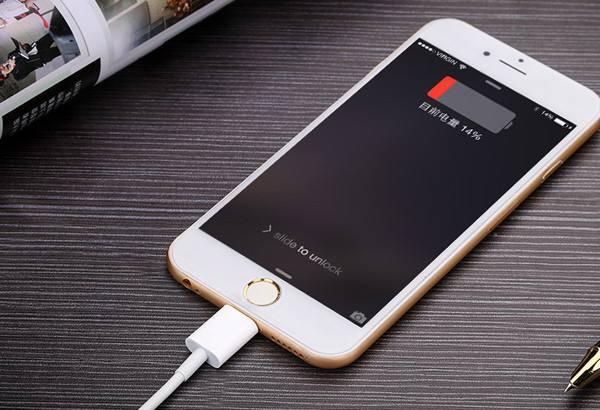 苹果手机充电充不进去（iPhone无法充电的原因和解决办法）(3)