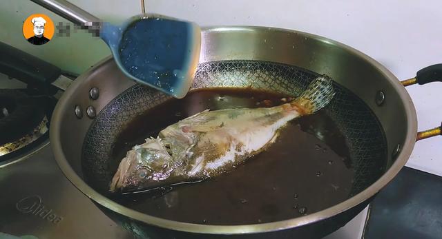 臭桂鱼的做法大全（红烧臭鳜鱼家常做法）(7)