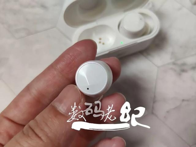 什么耳机比较好（花了一个月评测20款）(1)