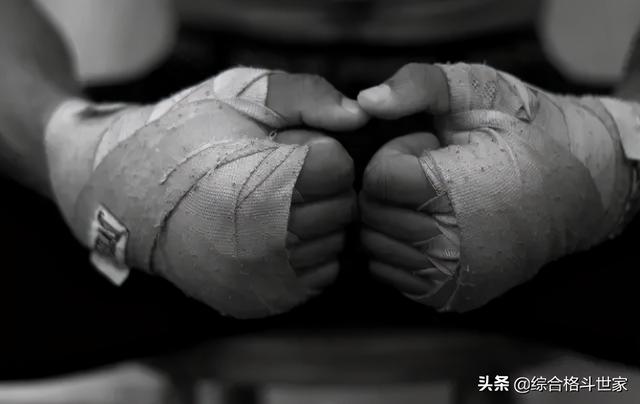 拳击绷带怎么缠（还不会缠绷带这里有普适的缠手方法）(1)
