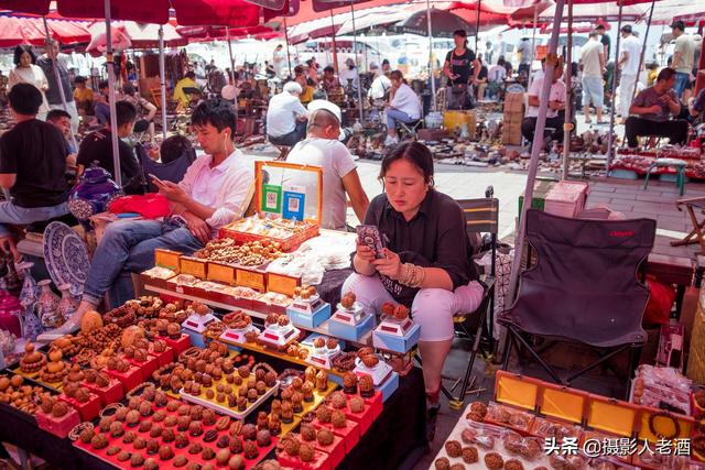 潘家园古玩市场（北京潘家园实拍中国最大的古玩市场）(5)