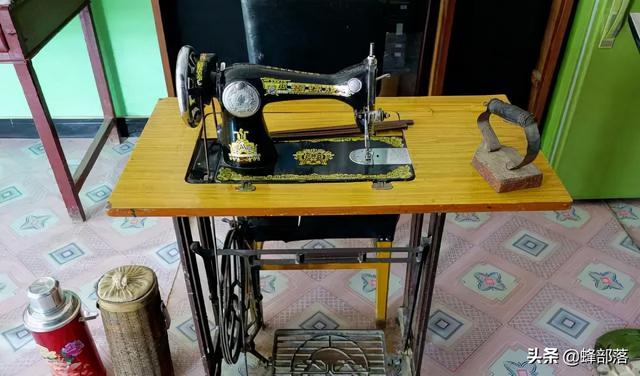 老式缝纫机价格（农村70年代流行的缝纫机）