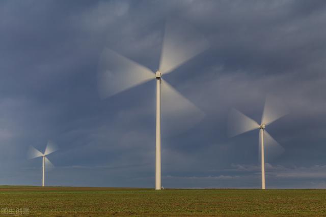 风力发电机叶片长度（我国创10兆瓦风电叶片长度世界纪录）(1)
