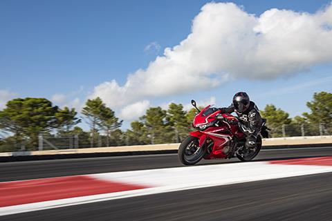 本田cbr500r（名车介绍本田入门级仿赛）(7)