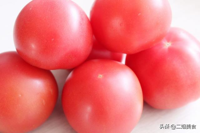 西红柿可以放冰箱保鲜吗（西红柿放冰箱容易软烂）(1)