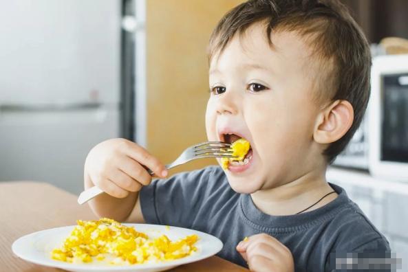 孩子每天应该吃多少鸡蛋(1)