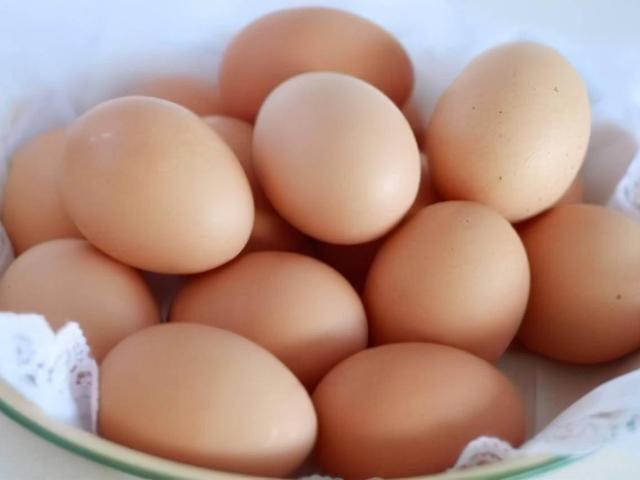鸡蛋酱怎么做好吃（东北人最爱吃的鸡蛋酱做法）(1)