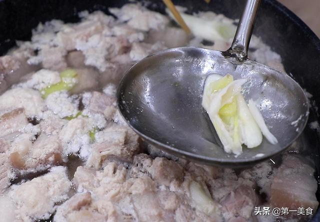 肉夹馍的饼怎么做（大厨教你肉夹馍家常做法）(6)