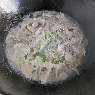 平菇肉片汤的做法（学会这道平菇肉片汤）(7)