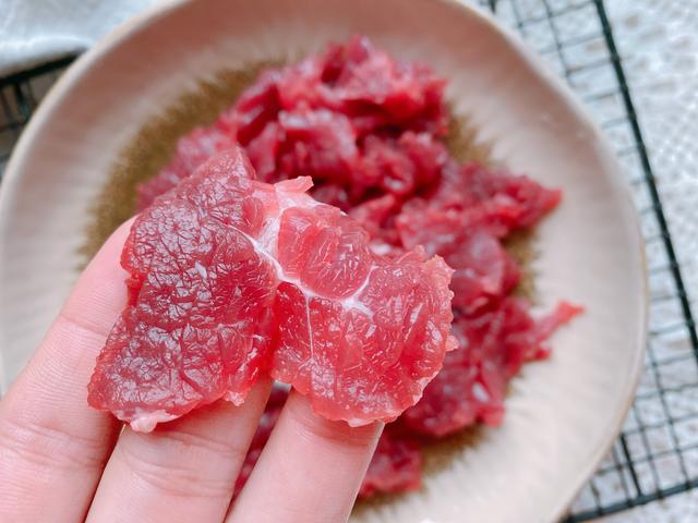 下饭神器香菜炒牛肉(5)