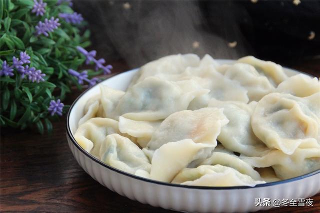 除夕吃饺子的寓意（除夕夜吃饺子不管有钱没钱）(11)