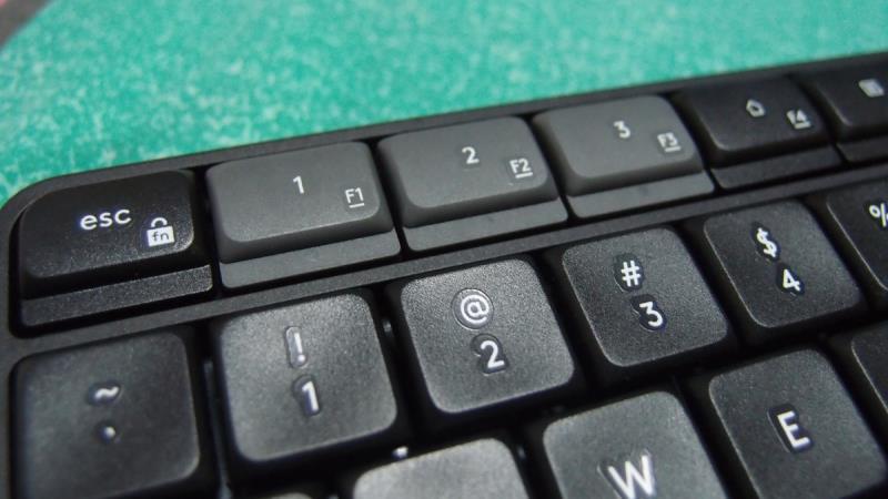 罗技k310键盘怎么样（公认手感最好的薄膜键盘）(13)