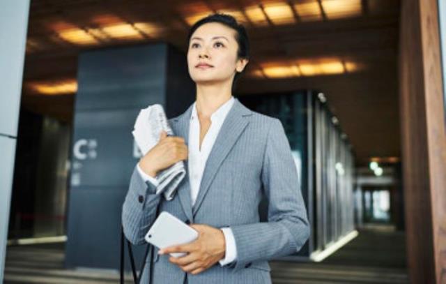 有思想的女孩难掌控，有思想的女人才有气场