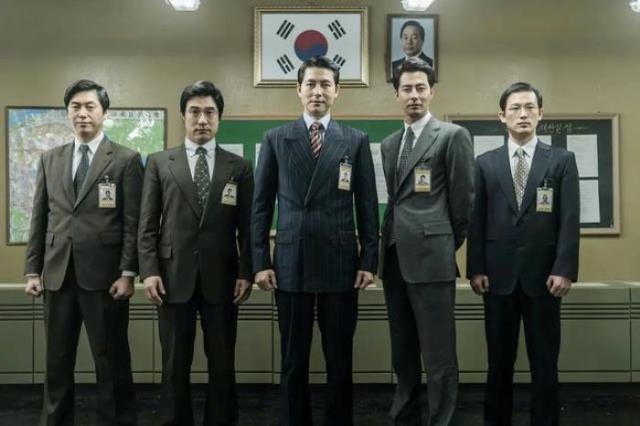 韩国电影阿修罗（上班族不宜观看的10部韩国影片）(9)