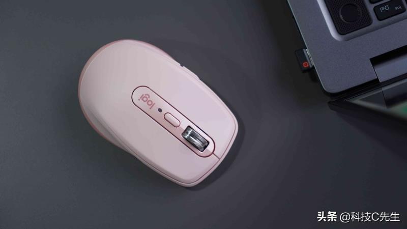 罗技无线鼠标怎么连接电脑步骤（无线鼠标接收器配对方法）(1)