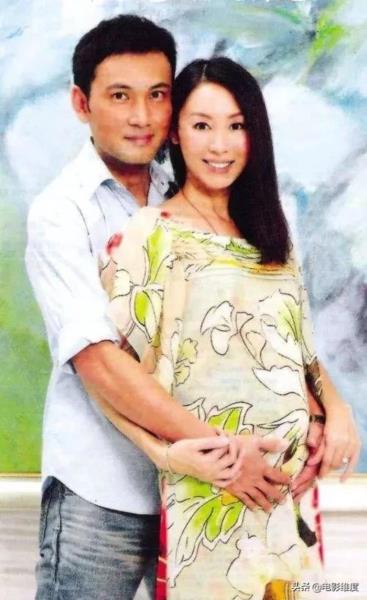 林文龙的老婆（52岁林文龙娶TVB花旦郭可盈）(10)