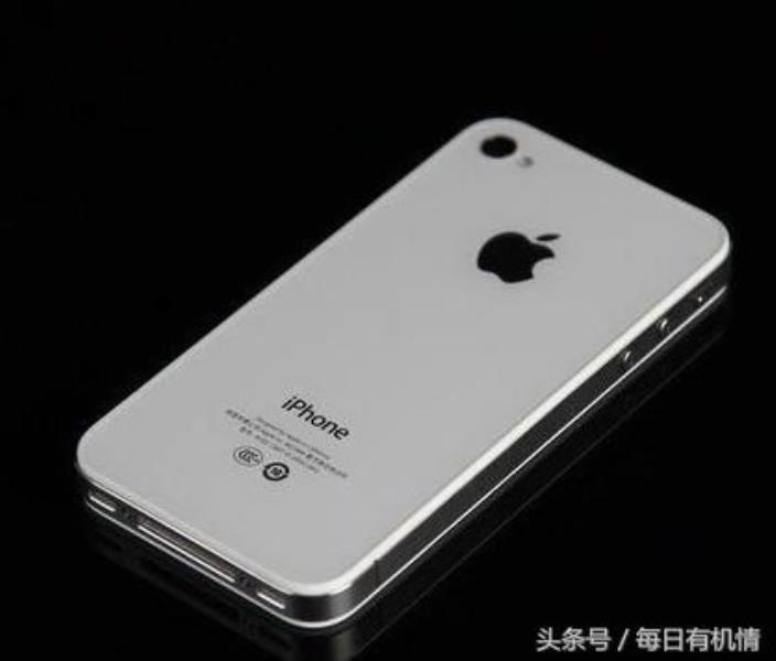 苹果4代白色什么时候上市的（iphone4s中国上市价格）(3)