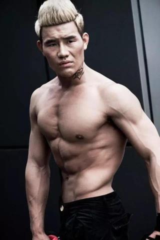 肌肉男演员，十大中国现役耐打又耐看的肌肉男演员(10)