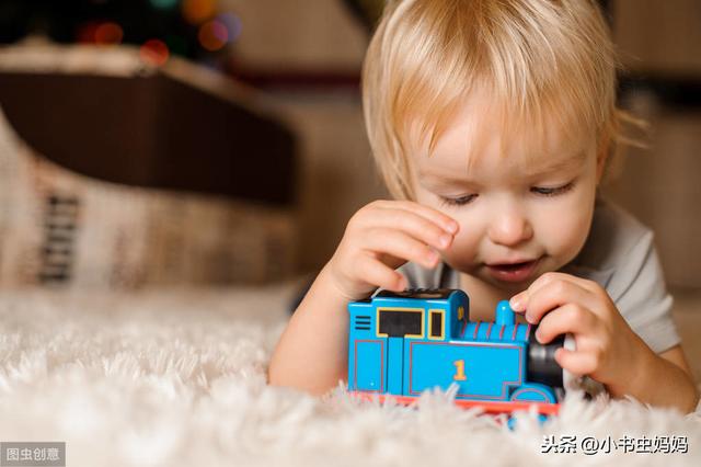 如何为宝宝选择益智又安全的玩具？选对玩具的种类，促进孩子发育(1)