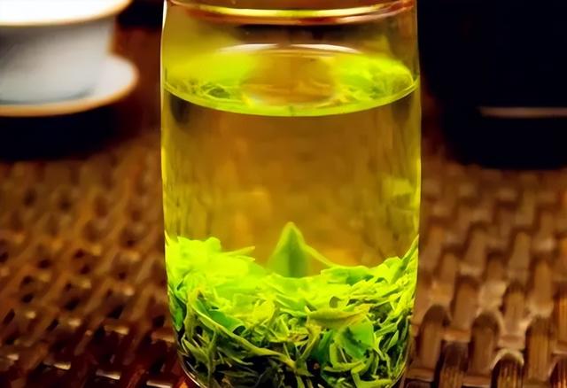 红茶绿茶什么茶最好喝（冬天适合喝红茶还是绿茶）(3)