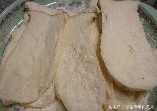 香煎鸡腿菇的家常做法（家常煎鸡腿菇-照样做着吃）(2)