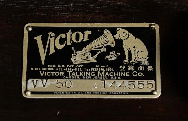 爱迪生早期发明留声机的原理（谁改变了你听音乐的方式）(6)