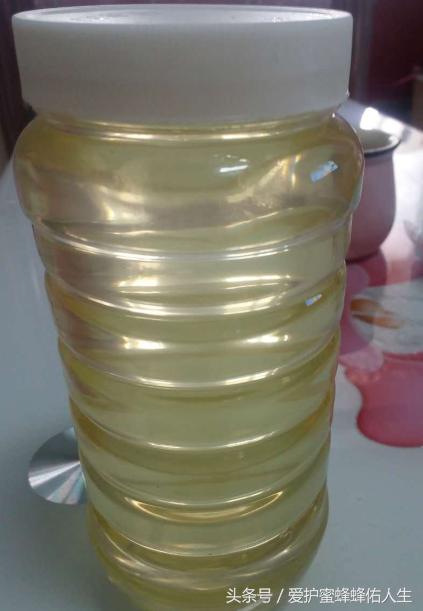 蜂蜜补水自制面膜的做法（美容效果美哒哒）(1)