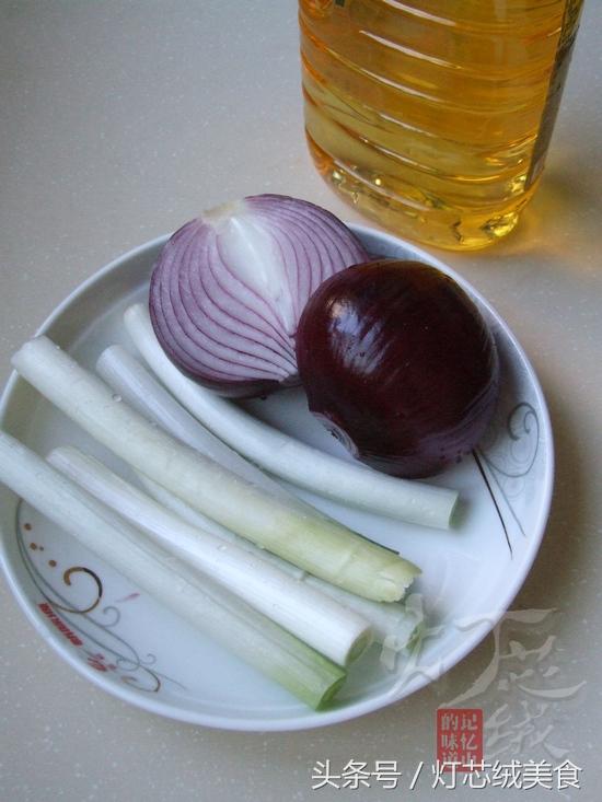 家常葱油几种简单做法（嫌自己做饭没味儿不好吃）(2)