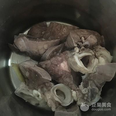 猪肺银耳菌菇汤（膳魔师北咸主题月）(6)