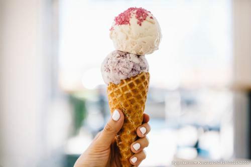 感冒吃冰淇淋有用吗（吃冰淇淋能治感冒）(15)