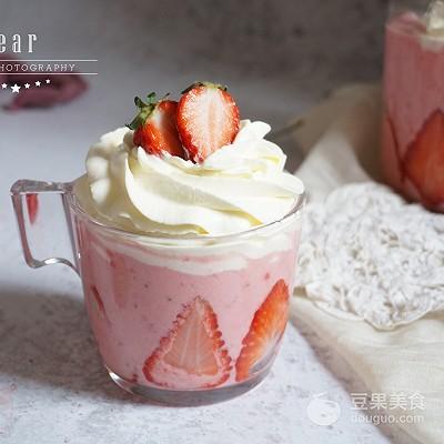 草莓抹茶牛奶（夏日冰爽健康饮品）(6)