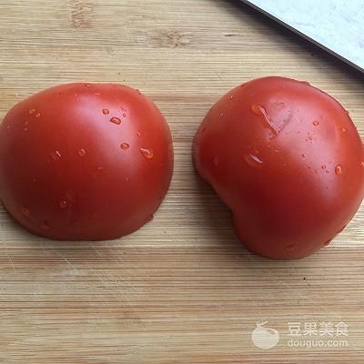 鸡蛋西红柿面条最好吃的做法（番茄鸡蛋汤面的做法）(2)