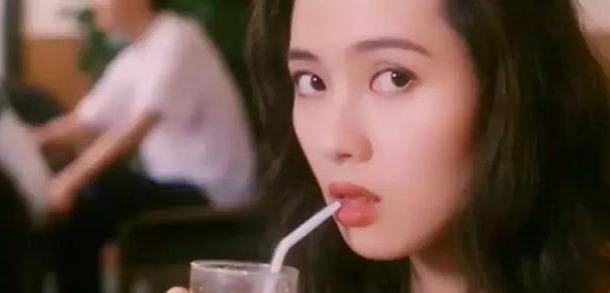 李丽珍从年轻到老的变化（曾以一己之力提升香港小电影的档次）(6)