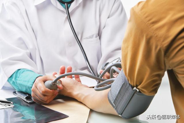 有高血压的人应什么时候测血压（怎样量血压最准确）(2)