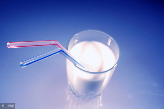 脱脂牛奶哪个适应减肥（脱脂牛奶是减肥期的得力助手还是）(4)