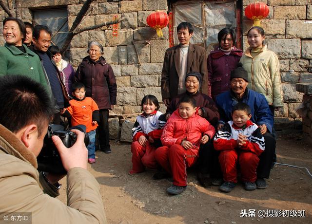 春节家人团圆照（如何拍全家福照）(2)