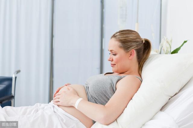 孕妇中期胎儿偏大怎么控制（孕早期出现胎儿不稳的五种征兆）(3)